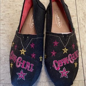 Cowgirl Flats